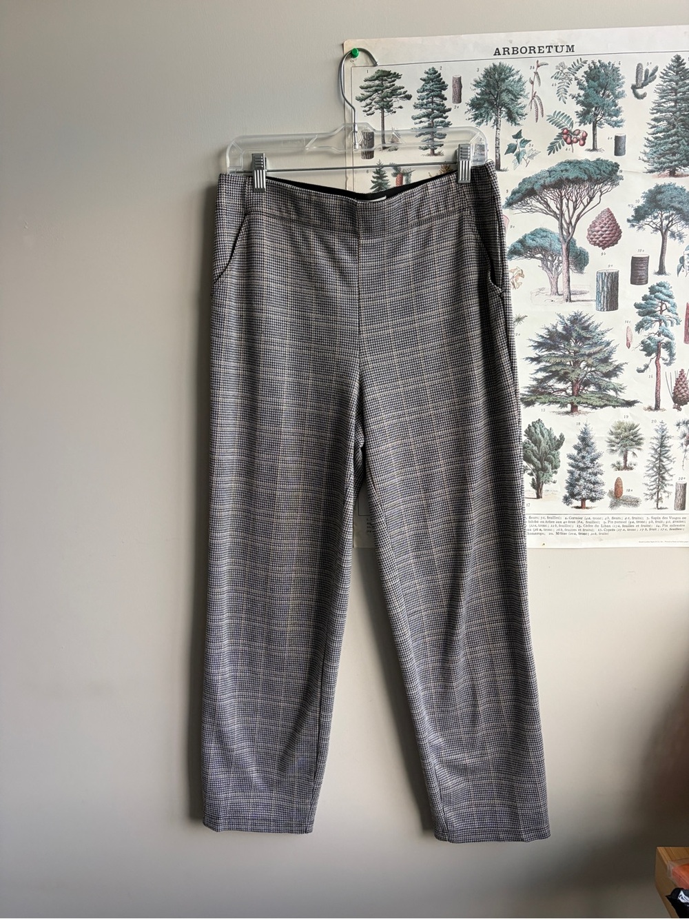 Max Studio Gray Plaid Straight-Leg Pants